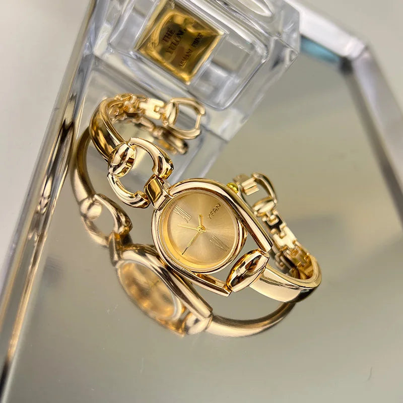 Retro Button Quartz Watch