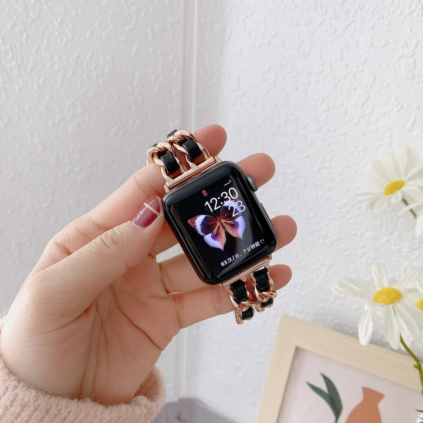 Aurora Link Apple Watch Band