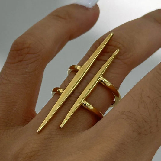 Aurelia Parallel Ring