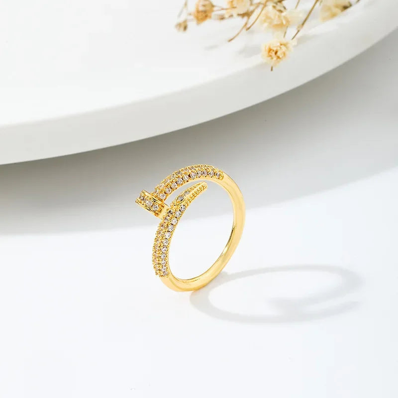 Nyx Nail Ring