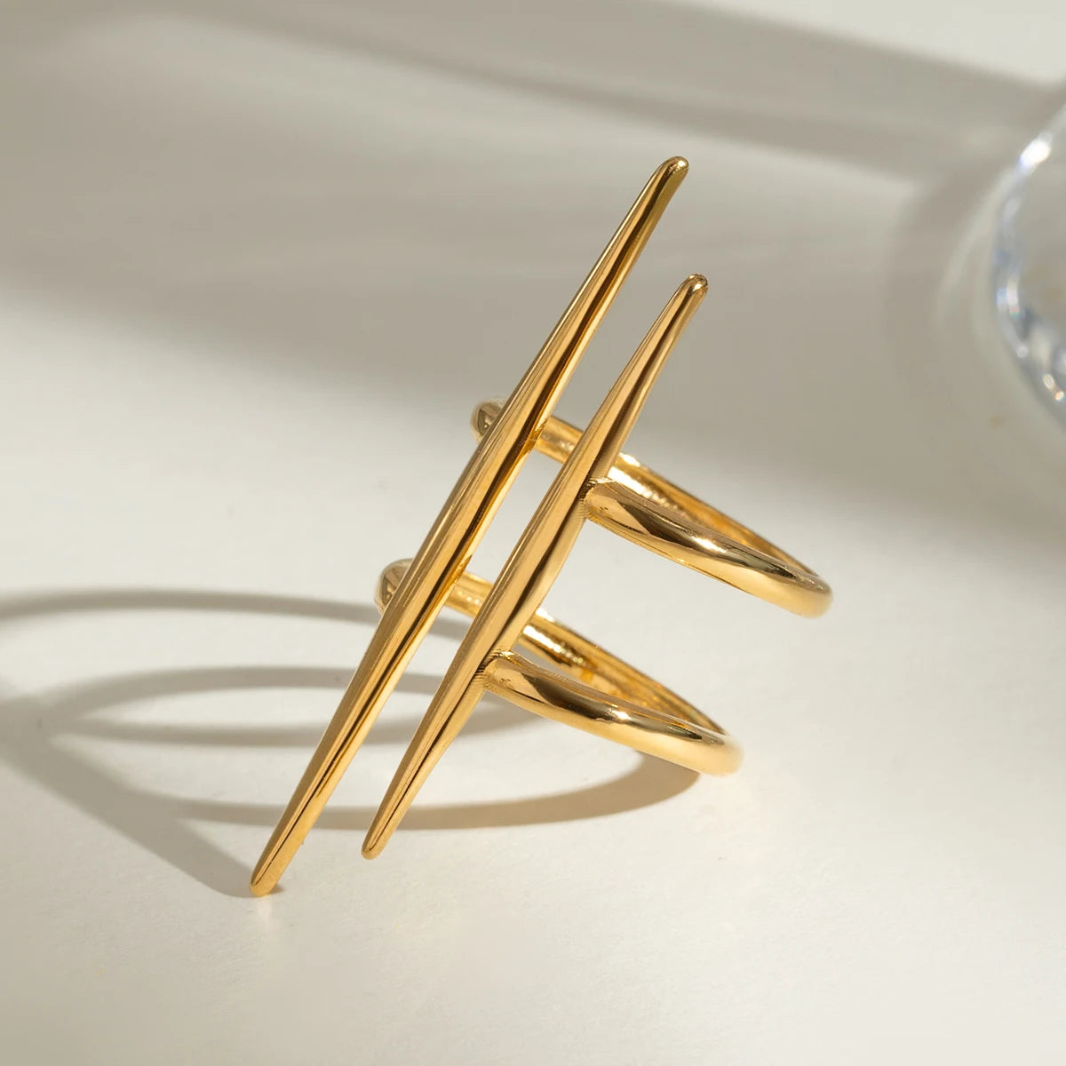 Aurelia Parallel Ring