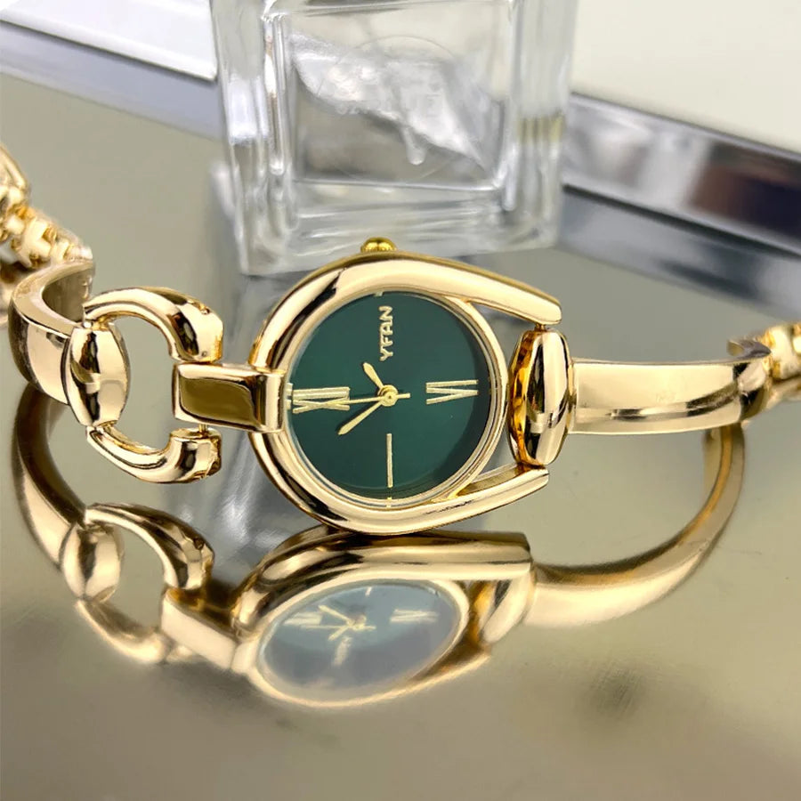 Retro Button Quartz Watch