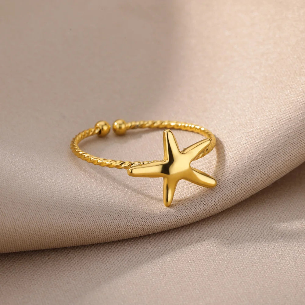 Vera Cocktail Rings