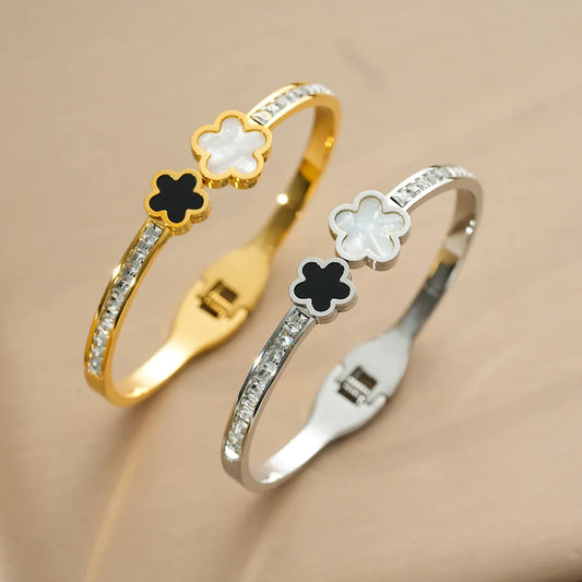 Shell Flower Zircon Bangle