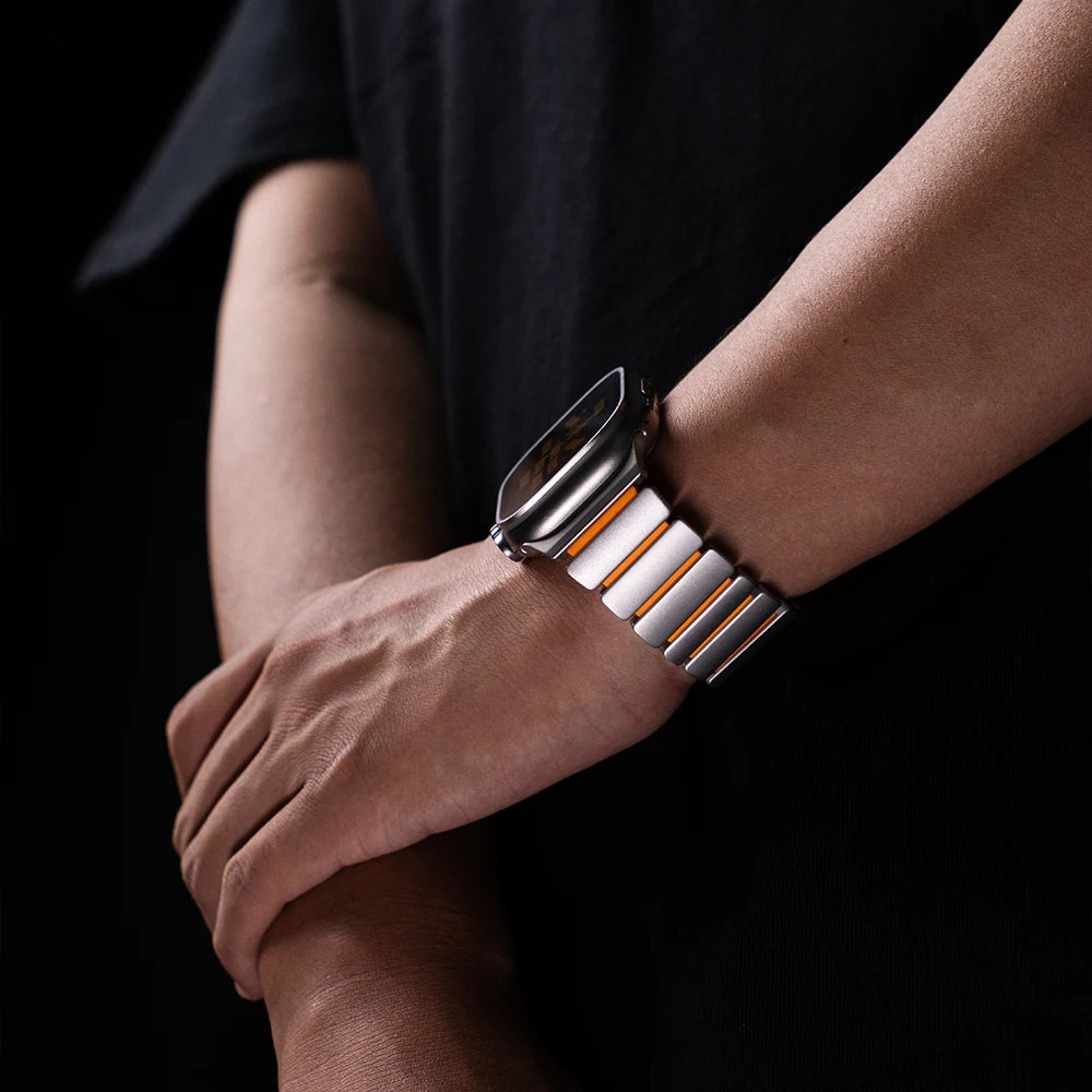 Titan Edge Magnetic Apple Watch Strap